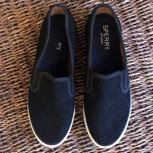 Sperry Women’s Seaside Slip ons